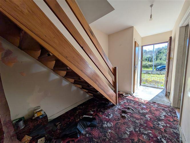 8 Gorse Grove, Foxford, Co. Mayo, historical listing image 4