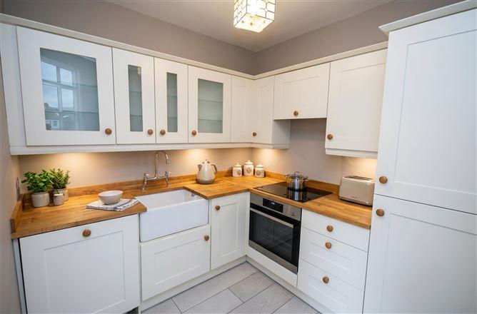 61B The Lawn, Abbeylands, Clane, Kildare, historical listing image 5