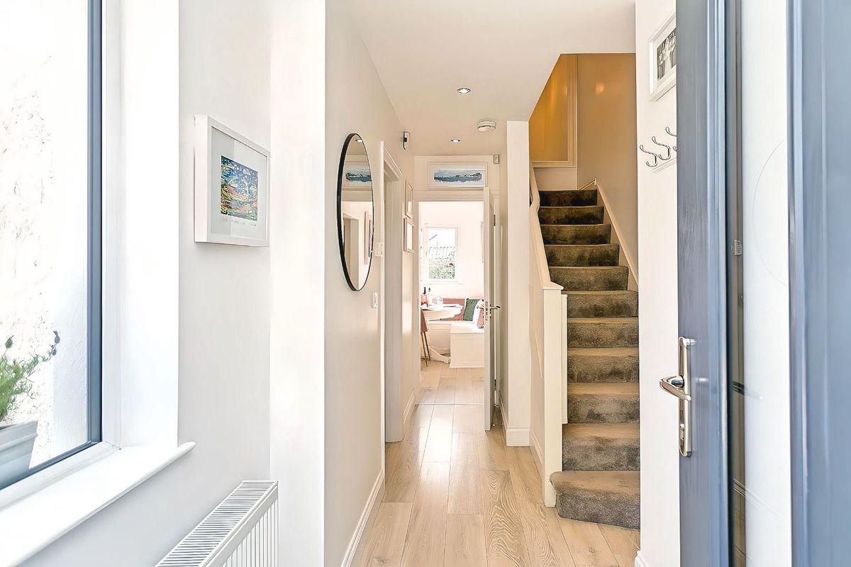 13 Ashgrove, Kill Avenue, Dun Laoghaire, Co. Dublin, A96T211, historical listing image 3
