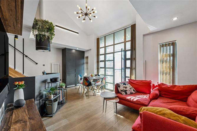 Penthouse 3 The Friary Apartments, 5/6 Cecilia Street, Temple Bar, Dublin 2, historical listing image 2
