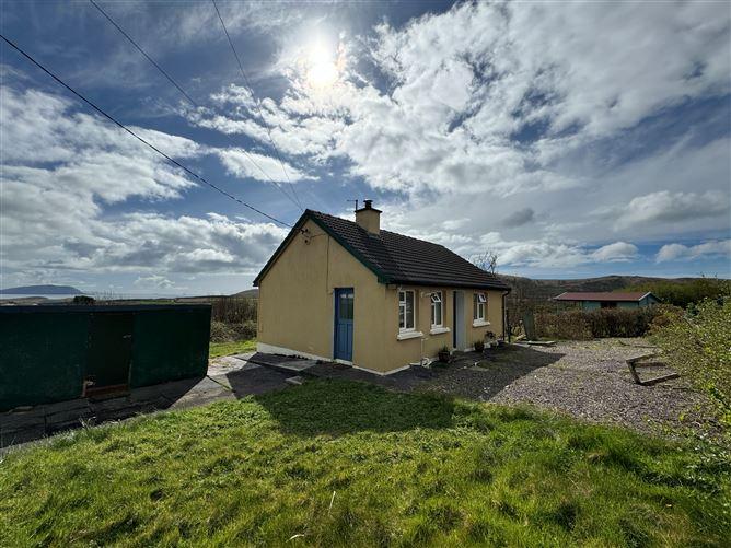 Kinard West, Ballinskelligs, Co. Kerry, V23WN80, historical listing image 2