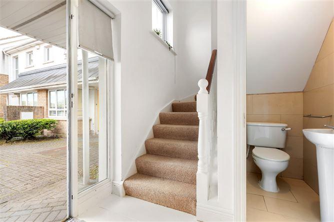 45, The Courtyard Clonsilla Road, Dublin 15, historical listing image 2