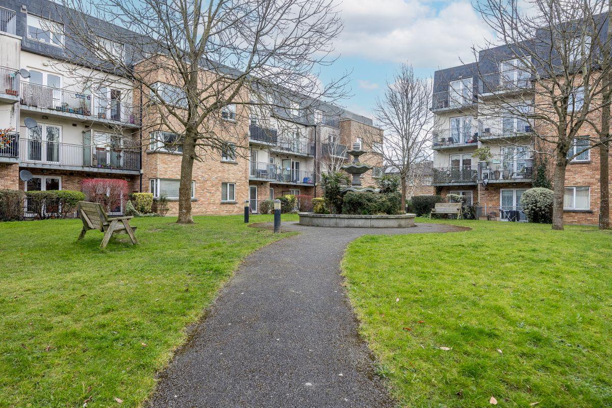 Apartment 27, Eaton Close, Rathcoole, Co. Dublin, D24CR40, historical listing image 1