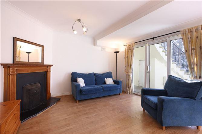 15a, Willow Court, Dublin 18, historical listing image 4