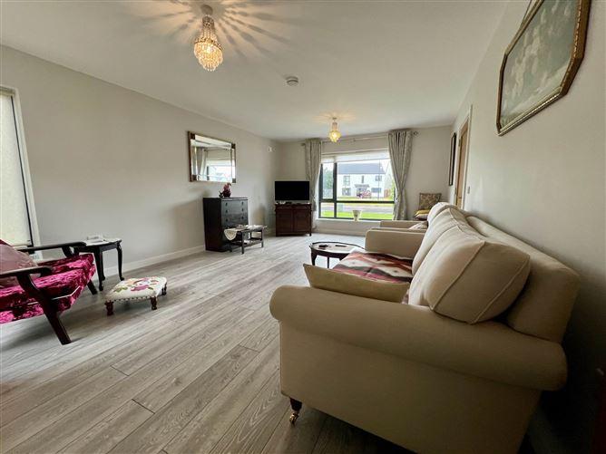 4 College View Crescent, Castlebar, County Mayo, historical listing image 4