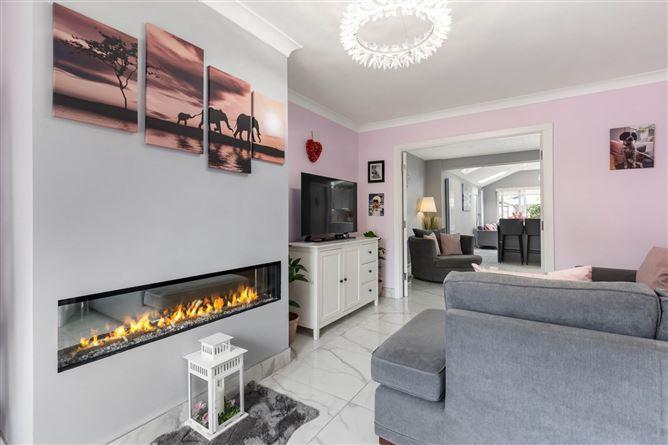 18 Woodford Parade, Clondalkin, Dublin 22, historical listing image 3