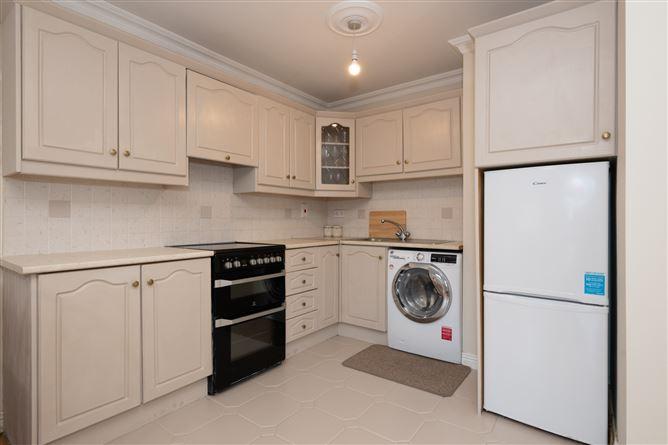 28 Woodville, Rochestown Road, Rochestown, Co. Cork, T12KW84, historical listing image 5