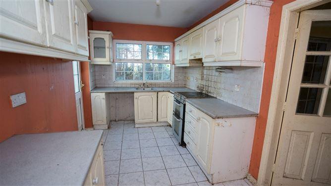 10, Abbey Court, Co. Louth, historical listing image 3