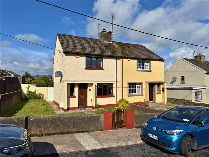 22 Pearse Square, Carrick-on-Suir, Tipperary, historical listing image 2
