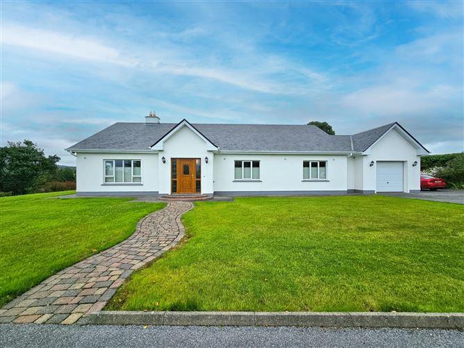 Tawnyeeny , Raheens, Castlebar , Castlebar, Mayo, historical listing image 1