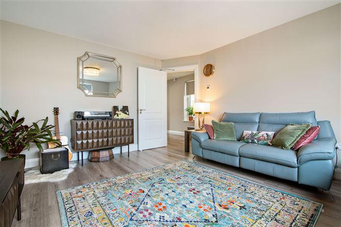 34 Farmhill Manor, Strandhill Road, Sligo City, Sligo, historical listing image 6