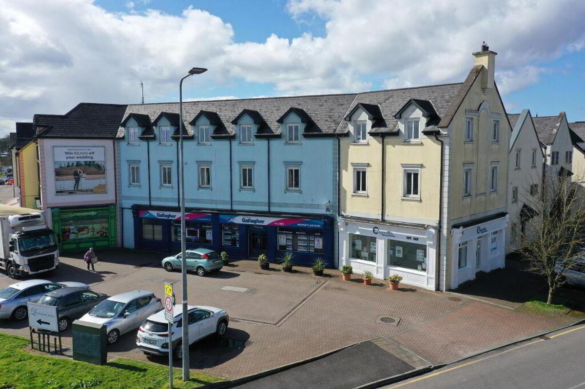 12 Riverview, Landmark Court, Carrick-on-Shannon, Co. Leitrim, N41AX66, historical listing image 1