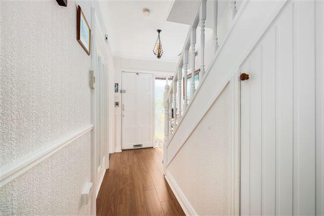 318 Palmerstown Woods, Clondalkin, Dublin 22, historical listing image 3