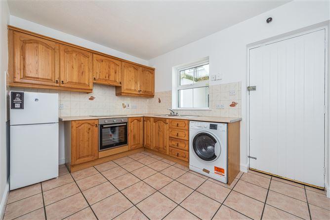 1 Eyre Court, Eyre Street, Newbridge, Co. Kildare, historical listing image 5
