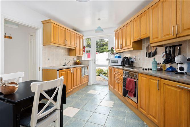 4a Rosemount Estate, Windy Arbour, Dundrum, Dublin 14, historical listing image 4