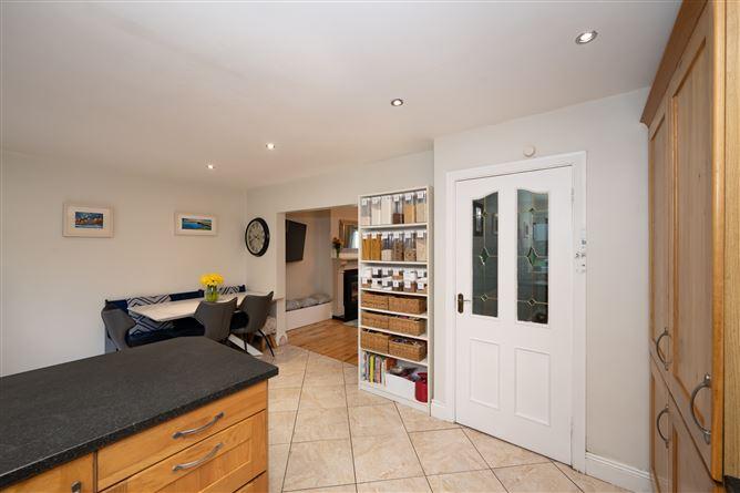 12, Carrig Avenue, Co. Cork, historical listing image 5