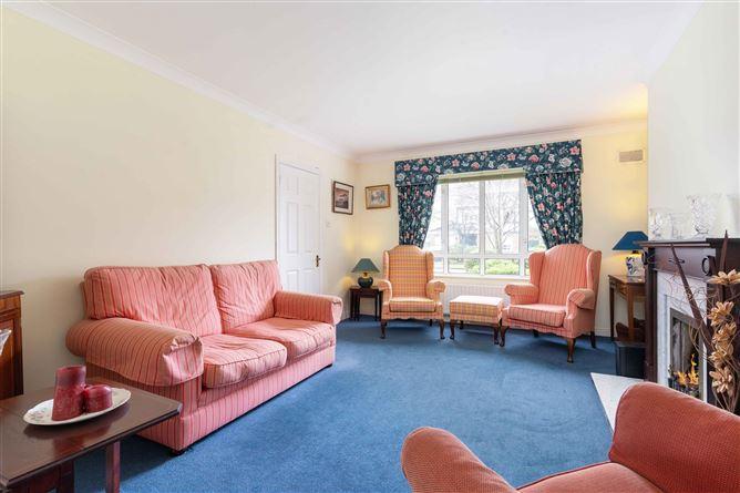 32 Fosterbrook, Booterstown, Dublin, historical listing image 3