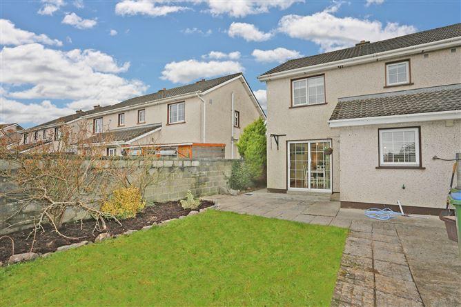 7 Carraig Donn, Ballycasey, Shannon, Co. Clare, historical listing image 5