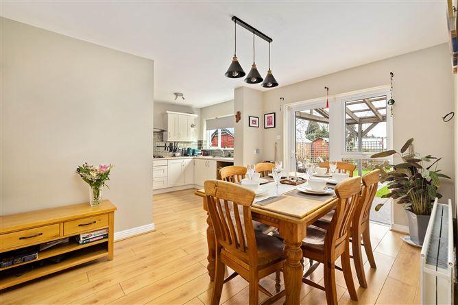 8, Priory Crescent, Co. Kildare, historical listing image 5