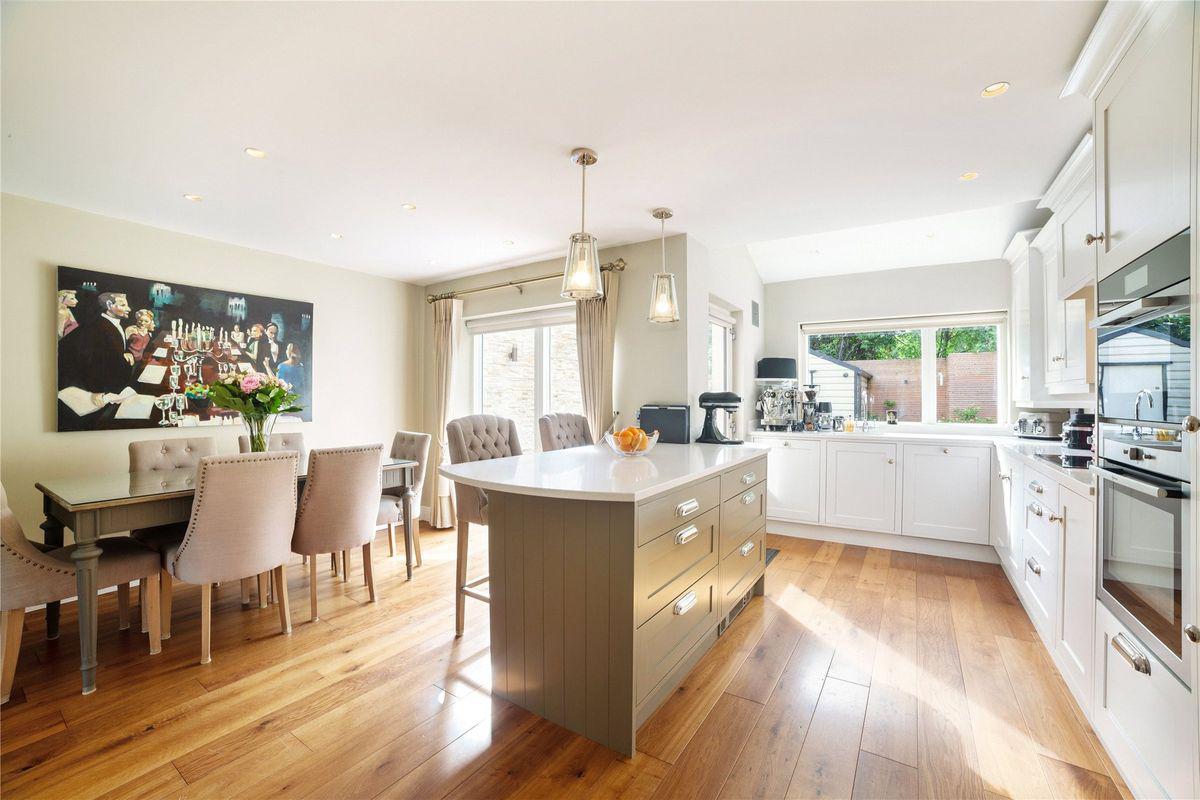 1 Deerpark Close, Blessington, Co. Wicklow, historical listing image 5