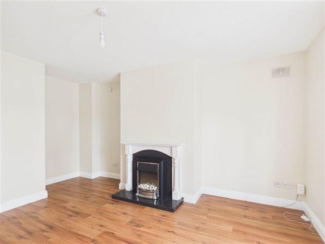 10 Hollands Park, Kildare Road, Athy, Co. Kildare, R14D597, historical listing image 4