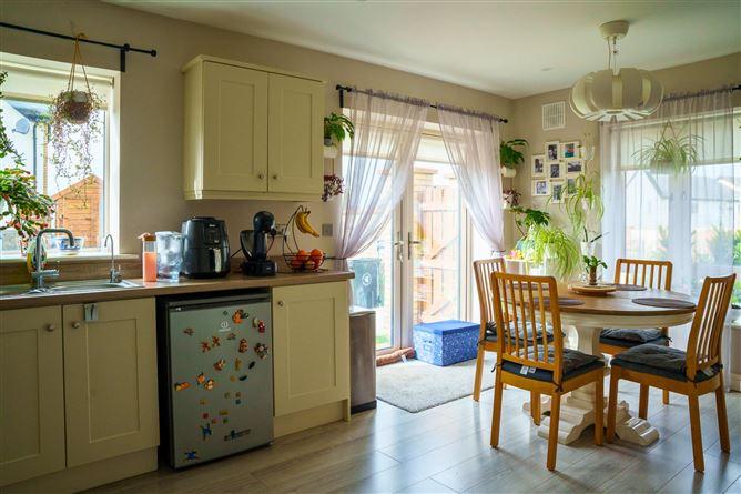 11 Cois Glaisn Lawn, Johnstown, Meath, historical listing image 6