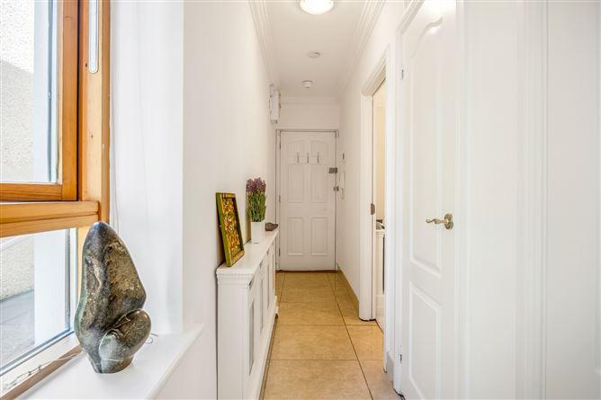 17 The Quarry, Carrickhill Road Upper, Portmarnock, County Dublin, historical listing image 3
