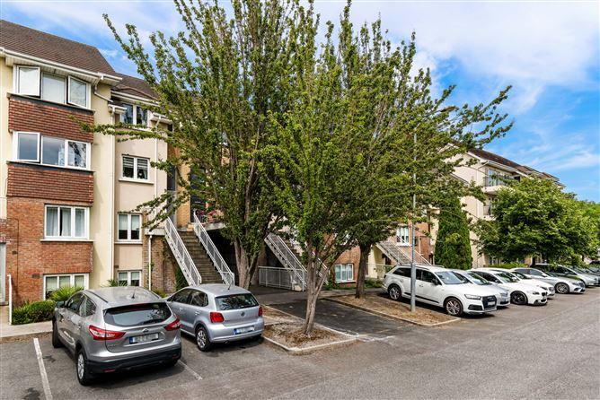 29 Parkview, Verdemont, Blanchardstown, Dublin 15, historical listing image 1