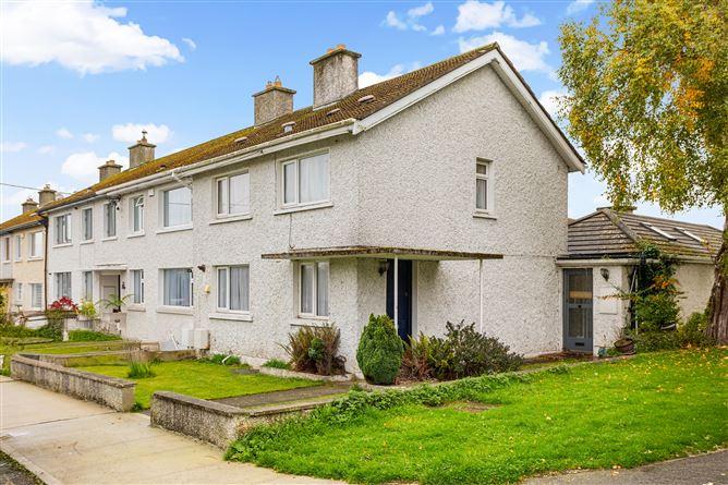 25, Saint Brigid S Park, Dublin 18, historical listing image 1