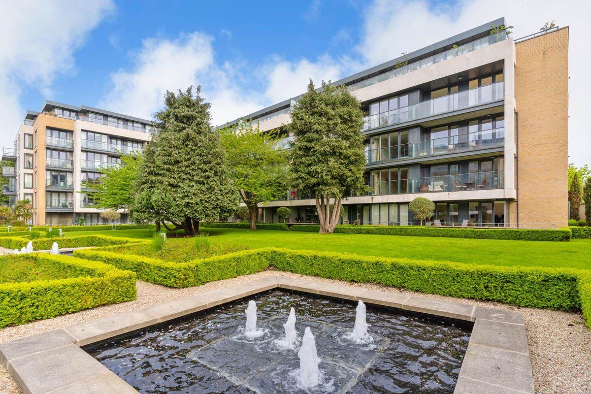 Apartment 150, Bloomfield Park, Bloomfield Avenue, Donnybrook, Dublin 4, County Dublin, historical listing image 1