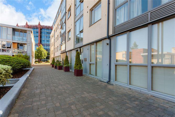 68 The Clayton, The Gasworks, South Lotts Road, Ballsbridge, Dublin 4, historical listing image 2