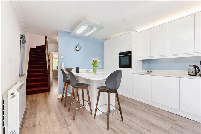 10 Thorncliffe, Dundrum Road, Milltown, Dublin 6, D14D4D6, historical listing image 3