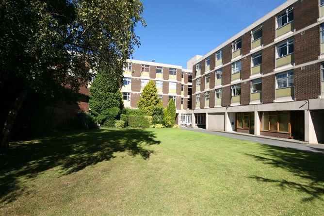 70 Cranford Court, Stillorgan Road, Dublin 4, historical listing image 1