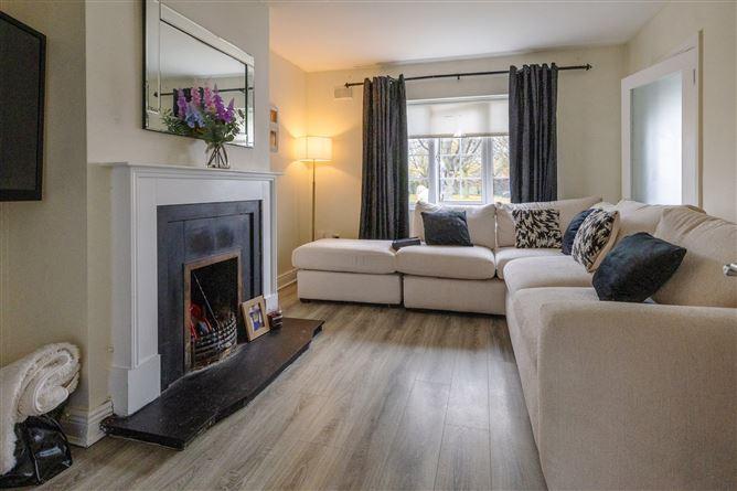 24 Bushfield Lawns, Clondalkin, Dublin 22, historical listing image 4