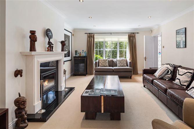 Apartment 11, College Gate, Dublin 2, historical listing image 3