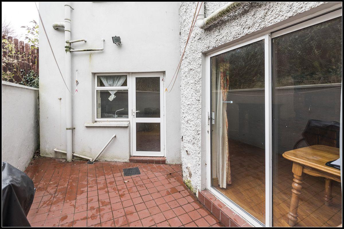 93 & 93B Howth Road, Clontarf, Clontarf, Dublin 3, D03HE03, historical listing image 6