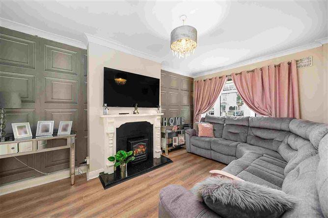 1 Woodvale Crescent, Clonsilla, Dublin 15, historical listing image 4