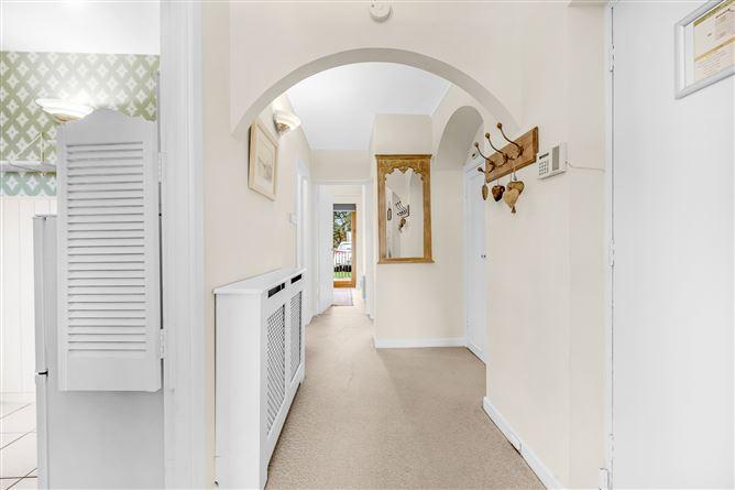 1c Avalon Burrow Road, Sutton, Dublin 13, historical listing image 3