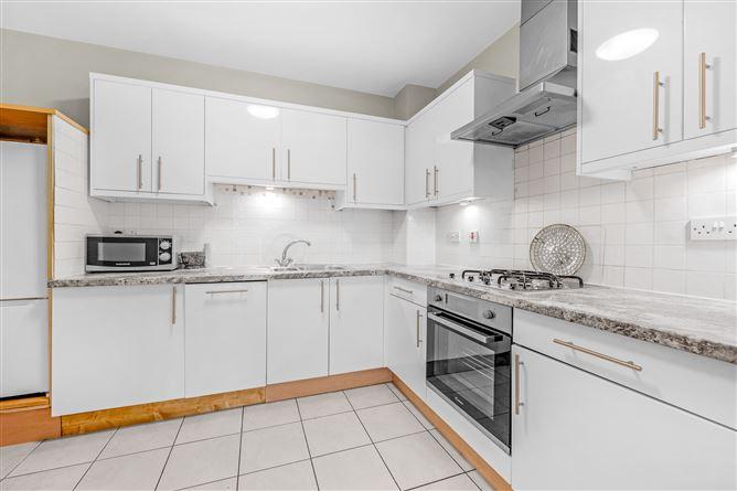 11, Corr Castle Howth Road, Co. Dublin, historical listing image 5
