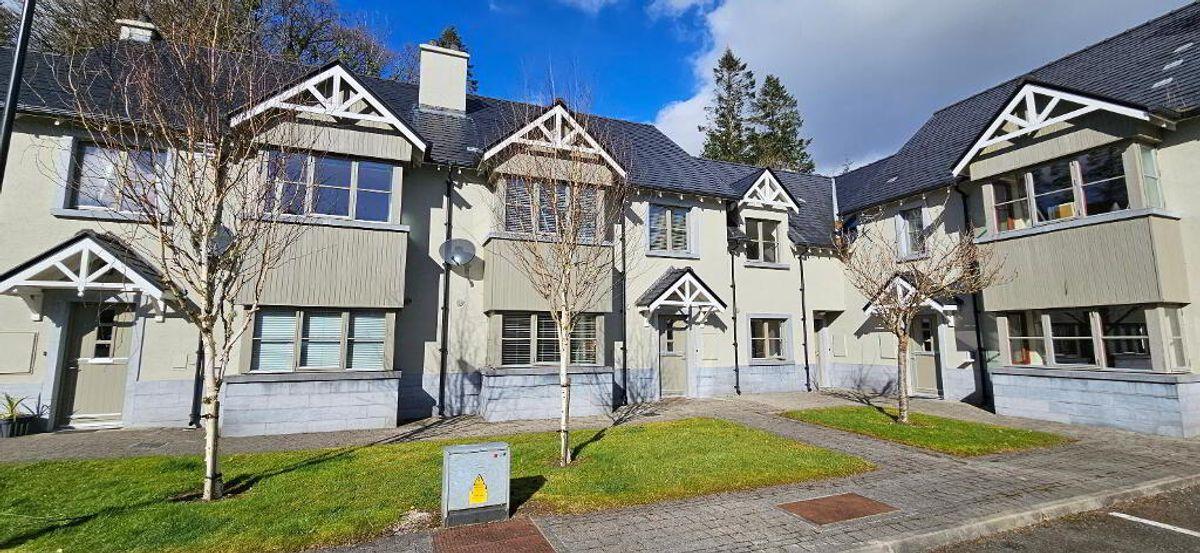 41 O'Carolan's Court, Kilronan, Ballyfarnon, Boyle, Co. Roscommon, F52FH68, historical listing image 1
