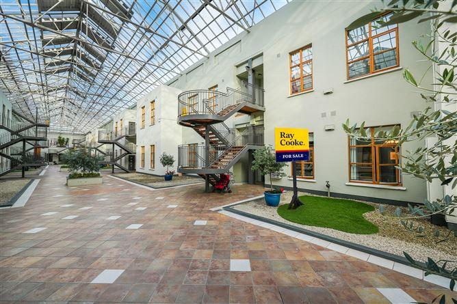 109, Winter Garden Pearse Street, The, Dublin 2, historical listing image 6