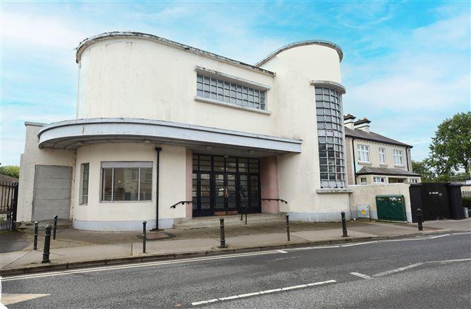 14 Morton Hall, Navan, Meath, historical listing image 1