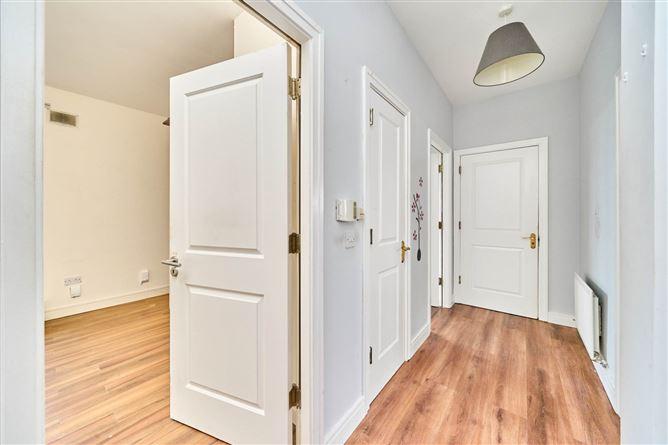 Apt 81 Mayeston Square, St. Margarets Road, Finglas, Dublin 11, County Dublin, historical listing image 2