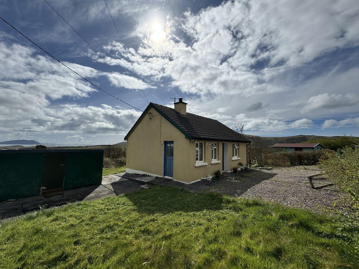 Kinard West, Ballinskelligs, Co. Kerry, V23WN80, historical listing image 2