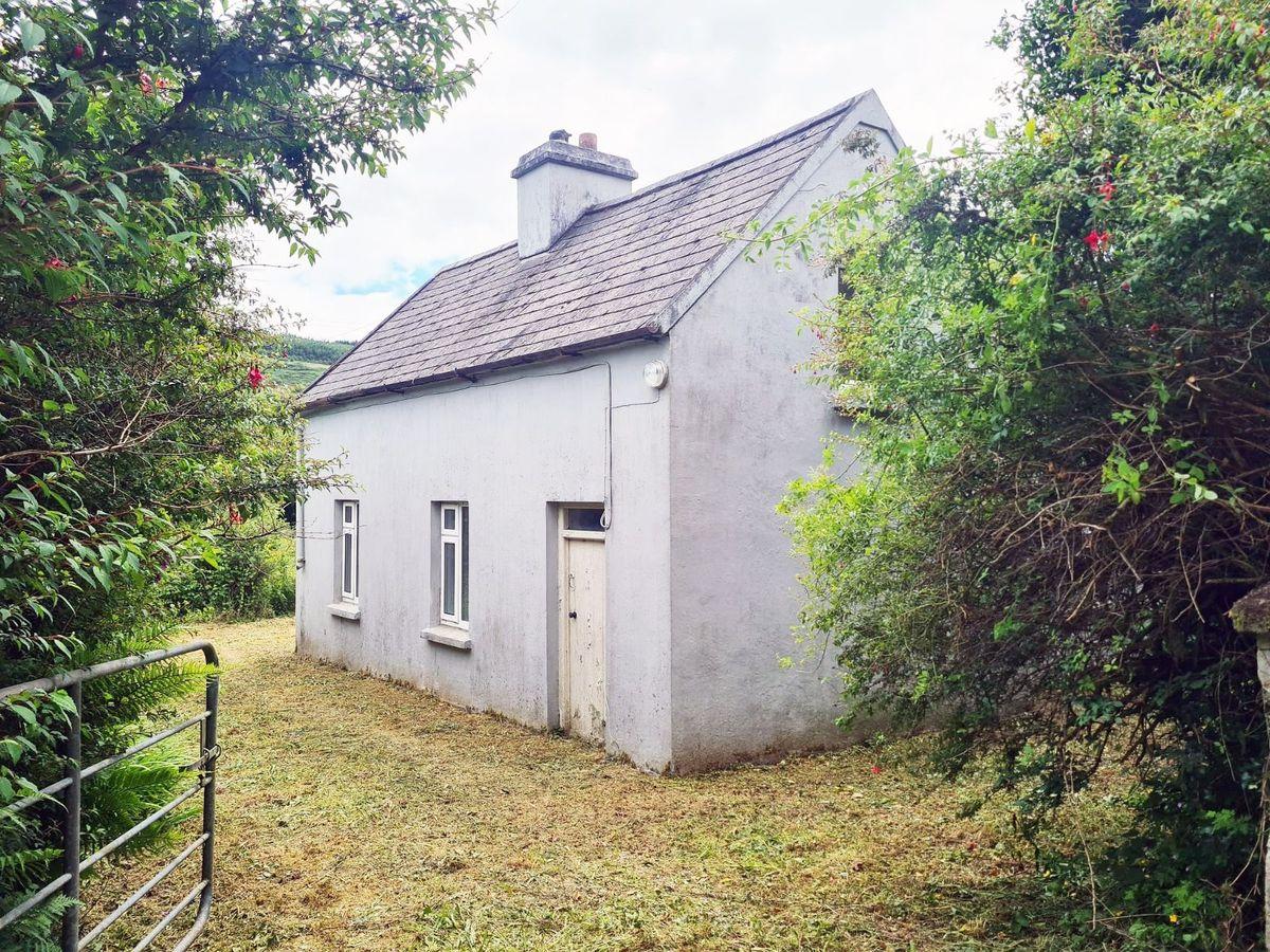Rose Cottage, Garranes, Dunmanway, Co. Cork, P47AH56, historical listing image 2