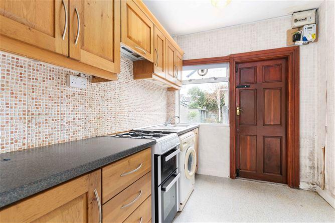 61, Seafield Crescent, Co. Cork, historical listing image 4