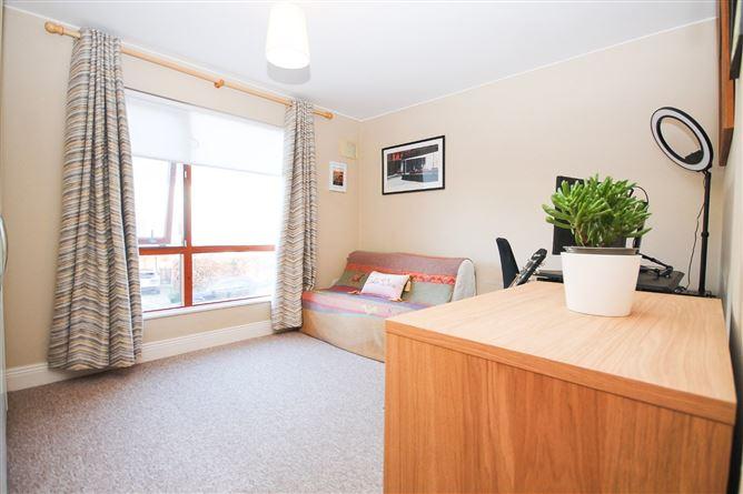 23, Hunters Green, Dublin 24, historical listing image 6