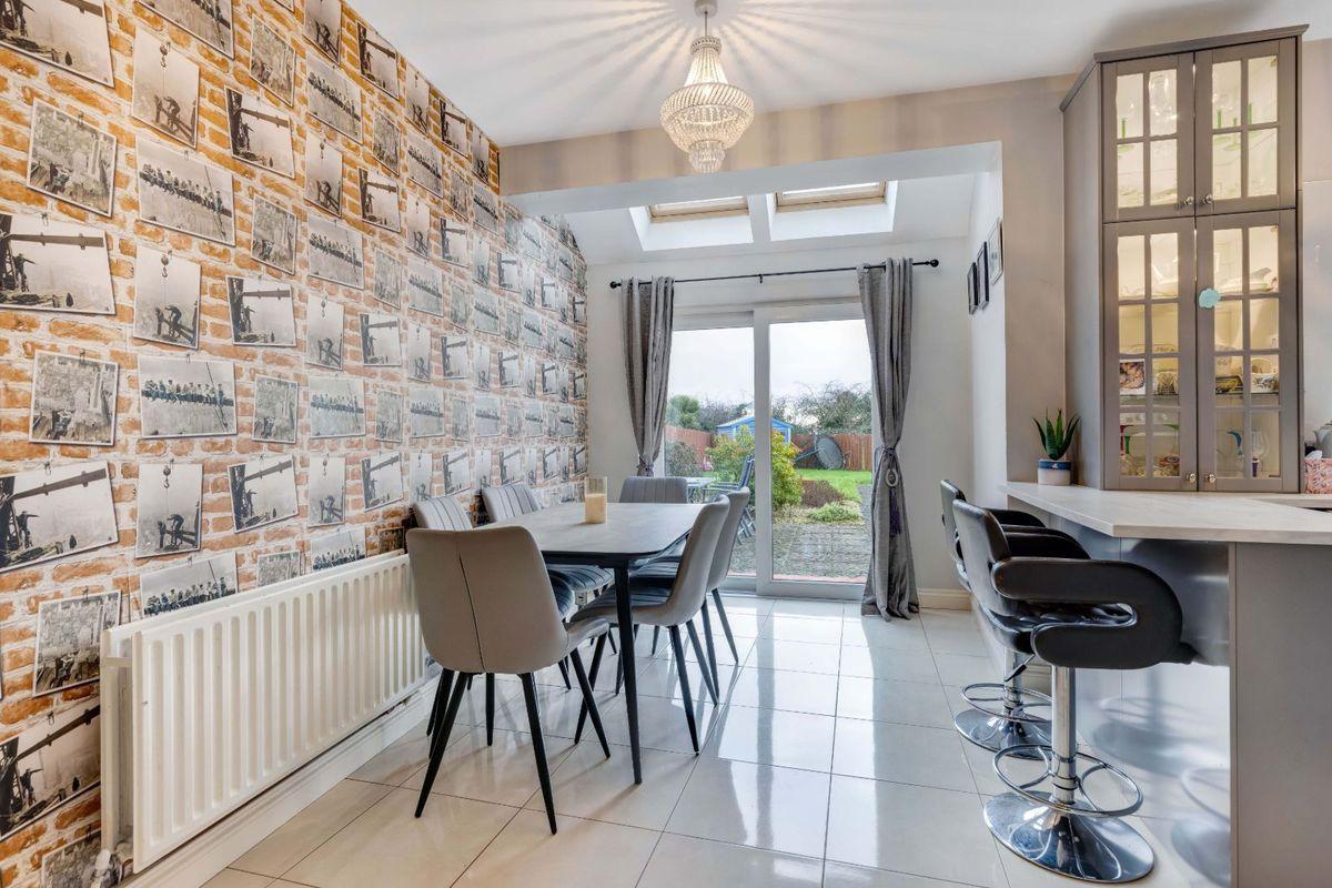 95 Ath Lethan, Racecourse Road, Dundalk, Louth, historical listing image 6