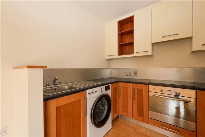 APARTMENT 12, THE PIER, MARKET POINT, Mullingar, Co. Westmeath, historical listing image 6