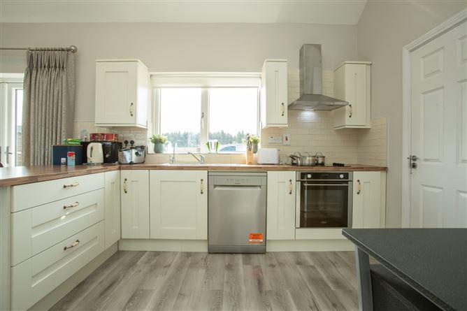 Hawthorn Cottage, Ballinalone, Drumraney, Co. Westmeath, N37XW71, historical listing image 5
